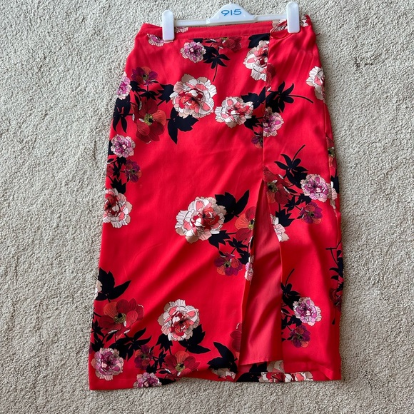 Oasis Dresses & Skirts - Oasis Floral Midi Skirt - Size 12